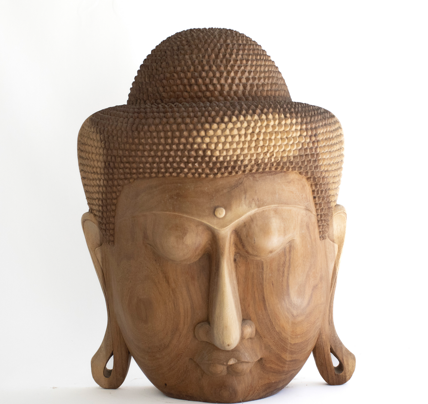 Cabeza de Buda Besar