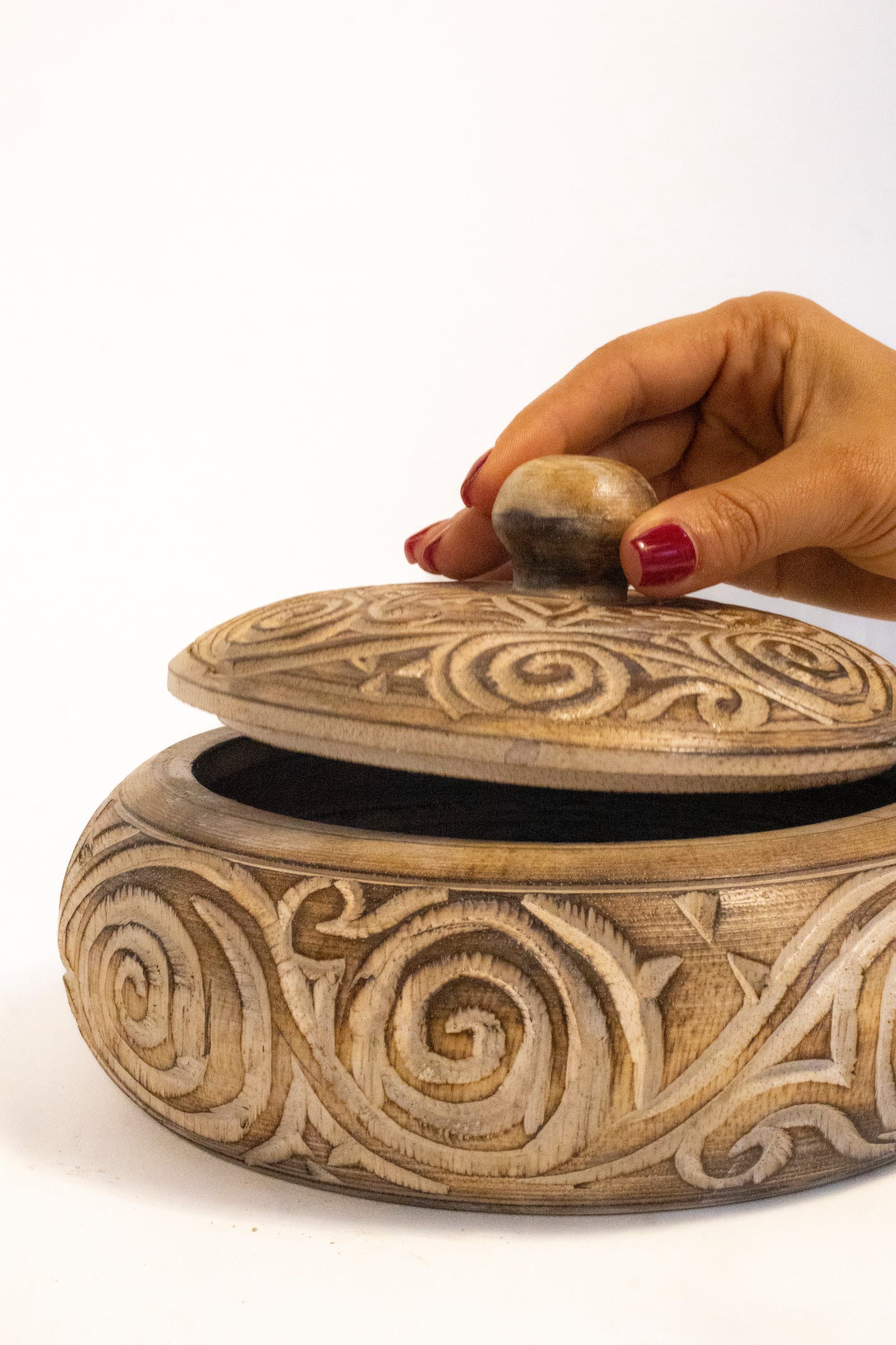Caja Buana